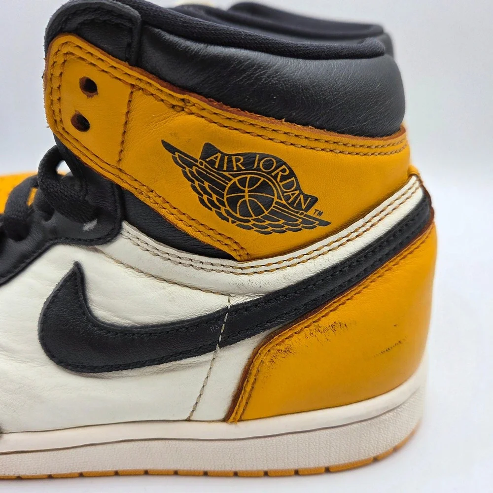 Nike Air Jordan 1 Retro High OG Taxi Yellow Toe 555088-711 Mens Size 8